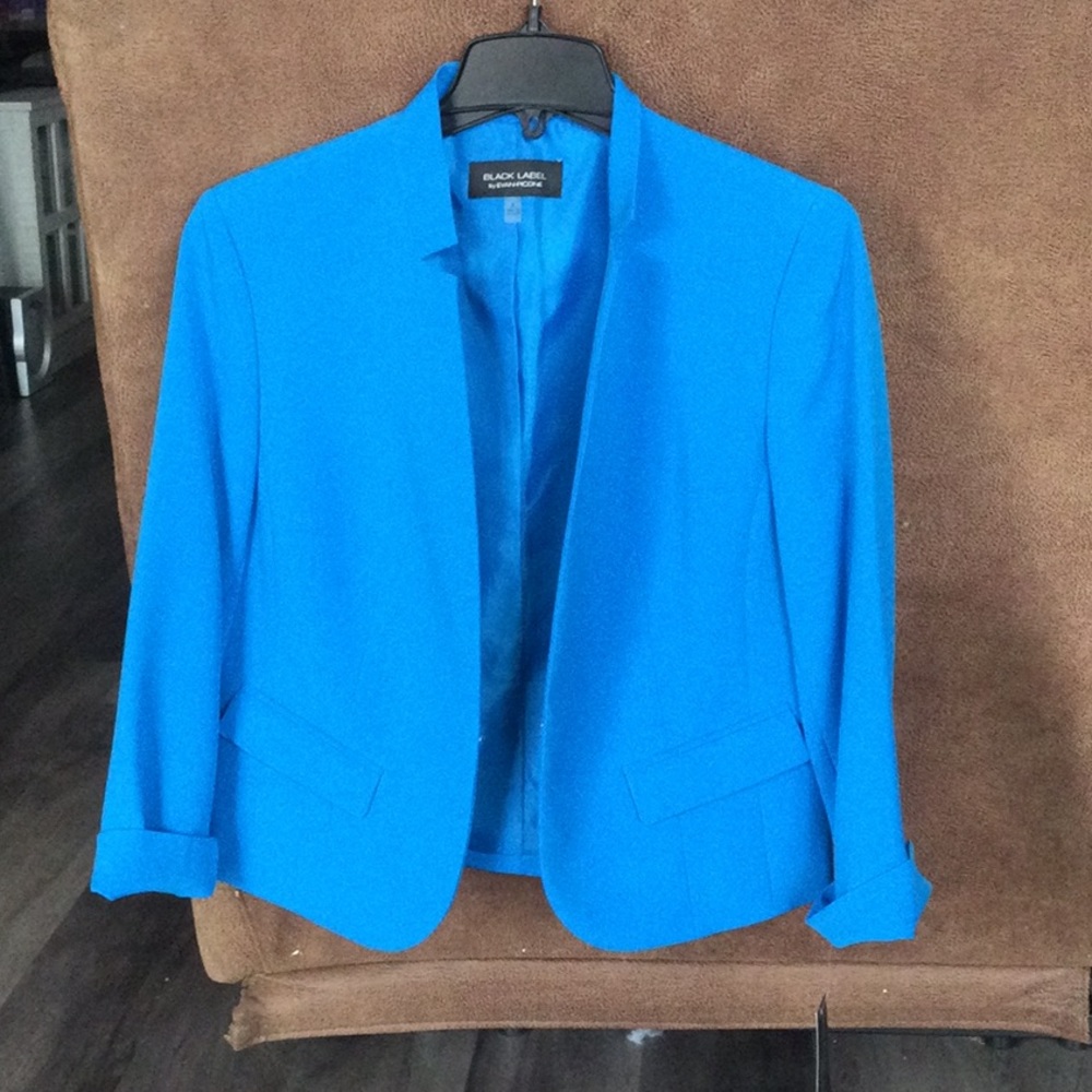 Black Label womens Blazer- NWT- size 8. Blue